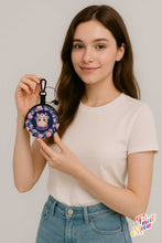 Load image into Gallery viewer, Round Coin Purse - Tulips
