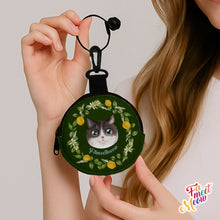 Load image into Gallery viewer, Round Coin Purse - Lemon
